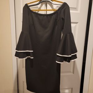 Venus black trumpet sleeves midi dress